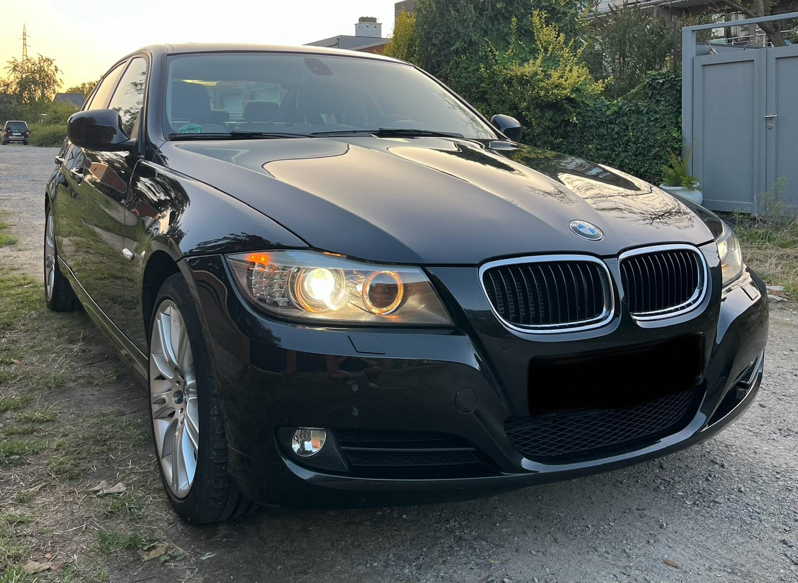 BMW 320i Business edition/1steig/full BMW service history!, Auto's, Achterwielaandrijving, 1995 cc, Zwart, Leder