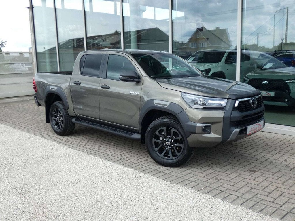 Toyota Hilux *STOCKDEAL* 2.8L Autom INVINCIBLE *50826+BTW* +, Autos, Toyota, Achat, 4 portes, Entreprise, Noir
