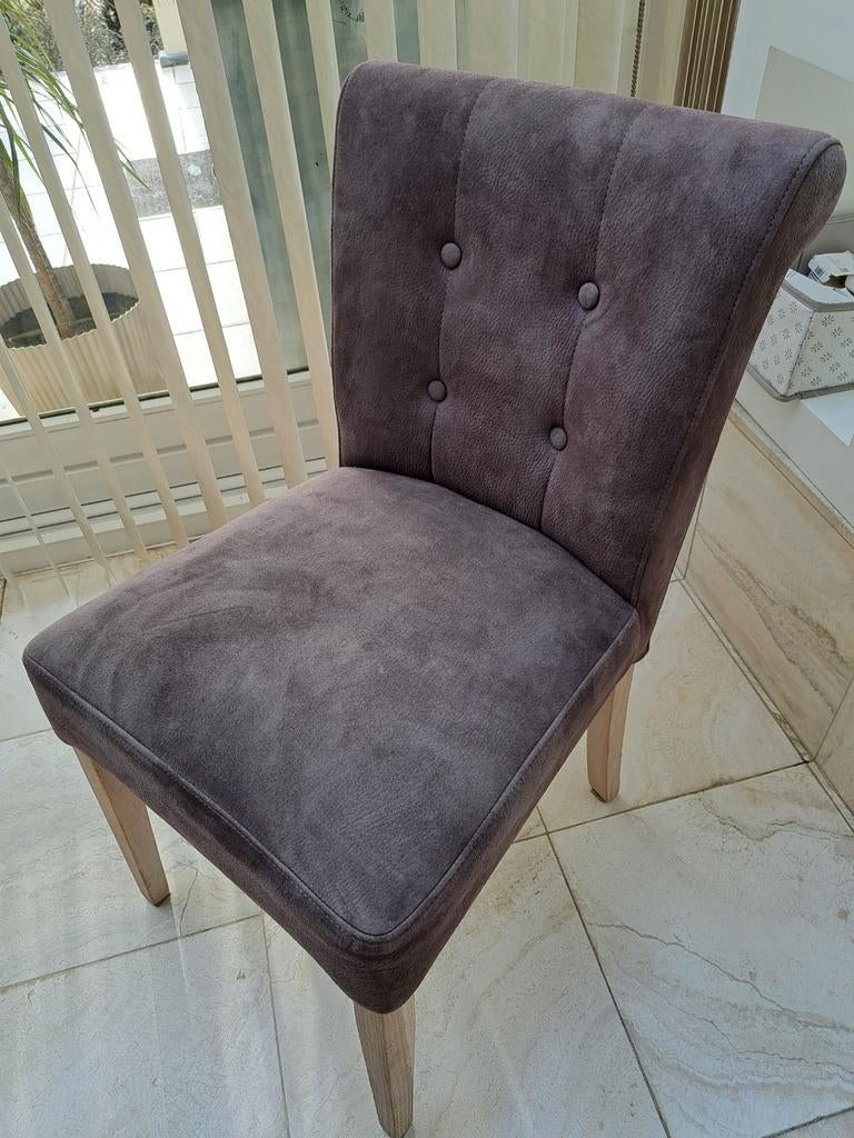 Prachtige stoelen en tafel van sarah mo, Ophalen