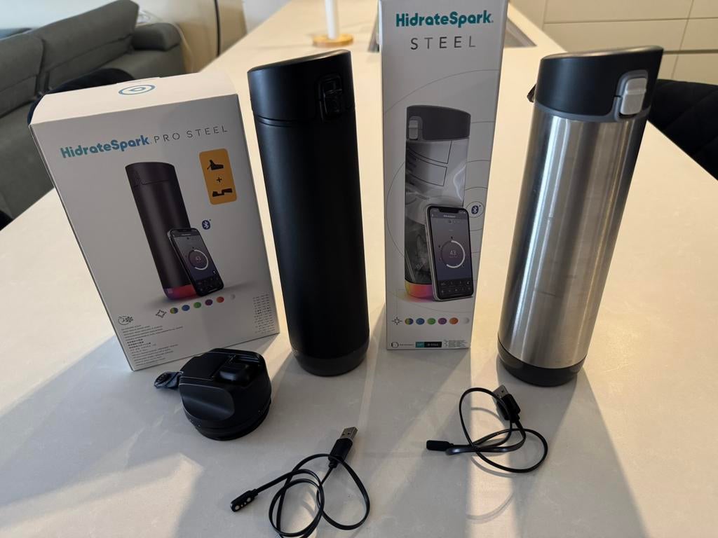 Hidrate Spark Pro Steel - 2 drinkflessen - 620ml, Ophalen of Verzenden, Zo goed als nieuw