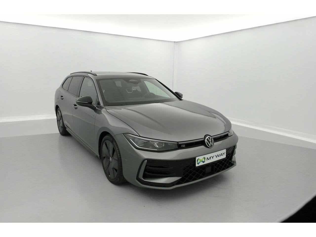Volkswagen Passat Variant Dsl R-LINE 2.0 TDI 110KW(150CV) DS, Autos, Argent ou Gris, Achat, 135 g/km, Automatique