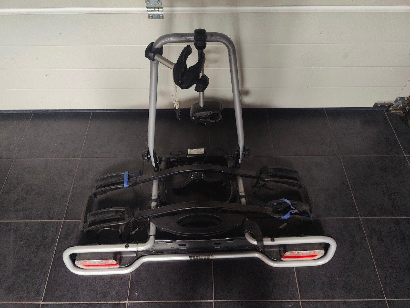 Thule Euroride fietsendrager voor 2 fietsen, Support d'attelage, 2 vélos, Pneus larges, Enlèvement