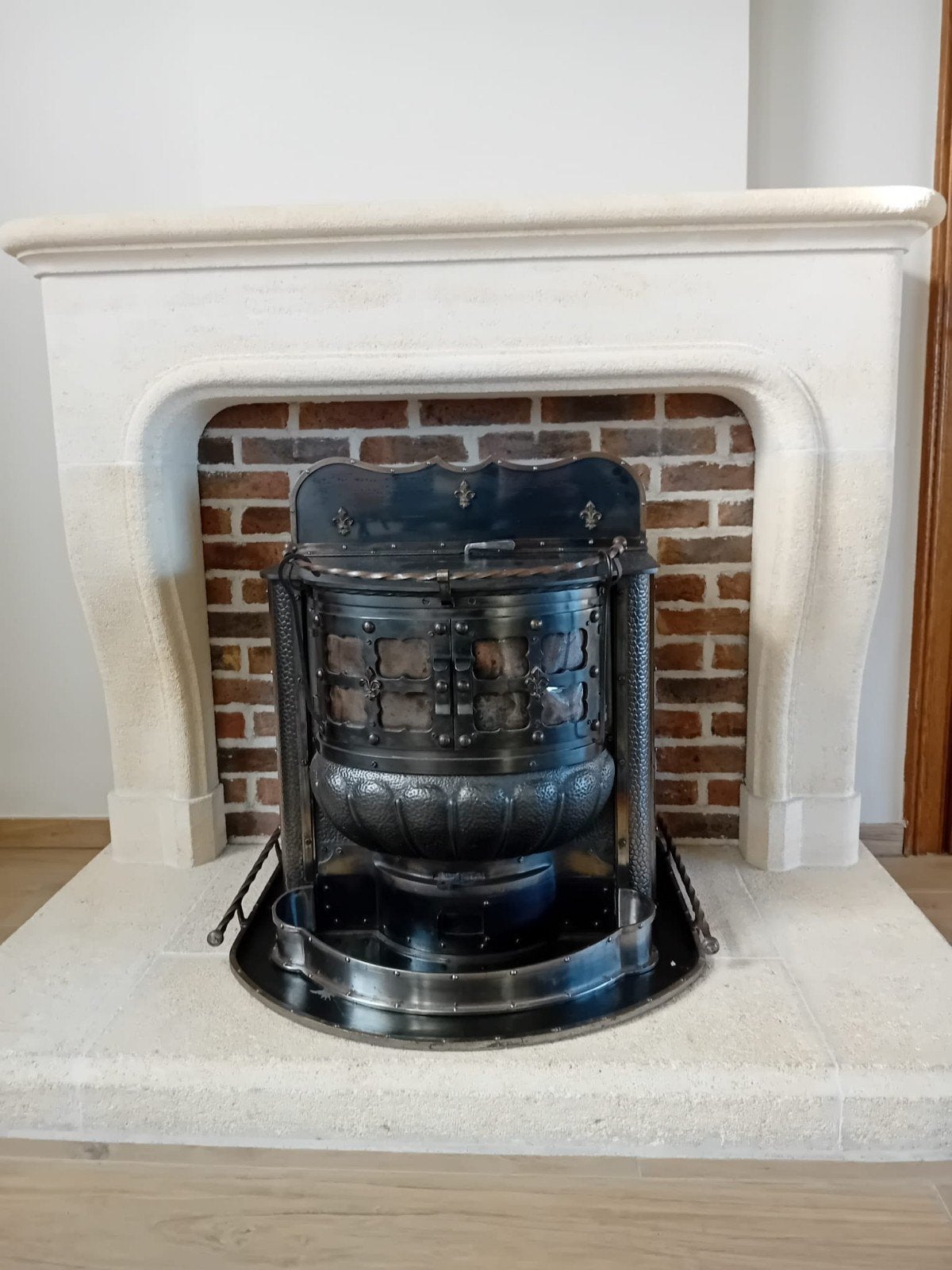 Poêle de Louvain, Enlèvement, Utilisé, Poêle à charbon