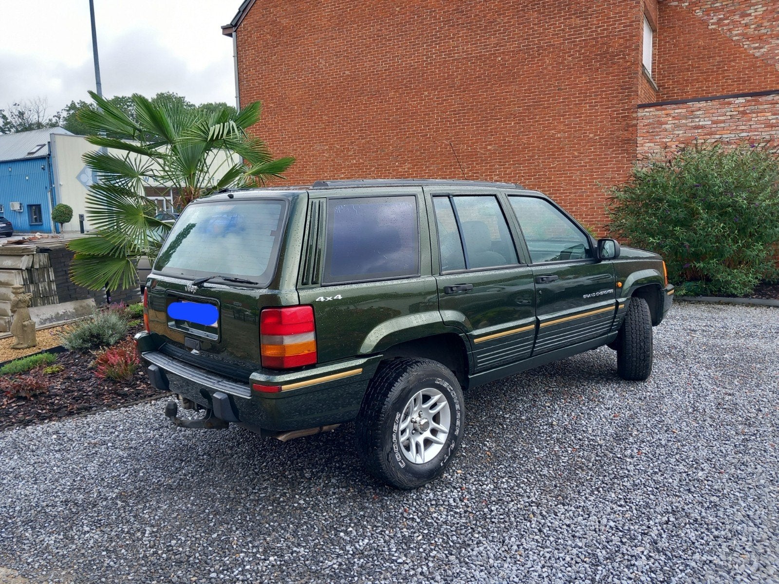 Cherokee 4L lichte vracht lpg, Autos, Achat, 135 kW, 2 places, 3960 cm³