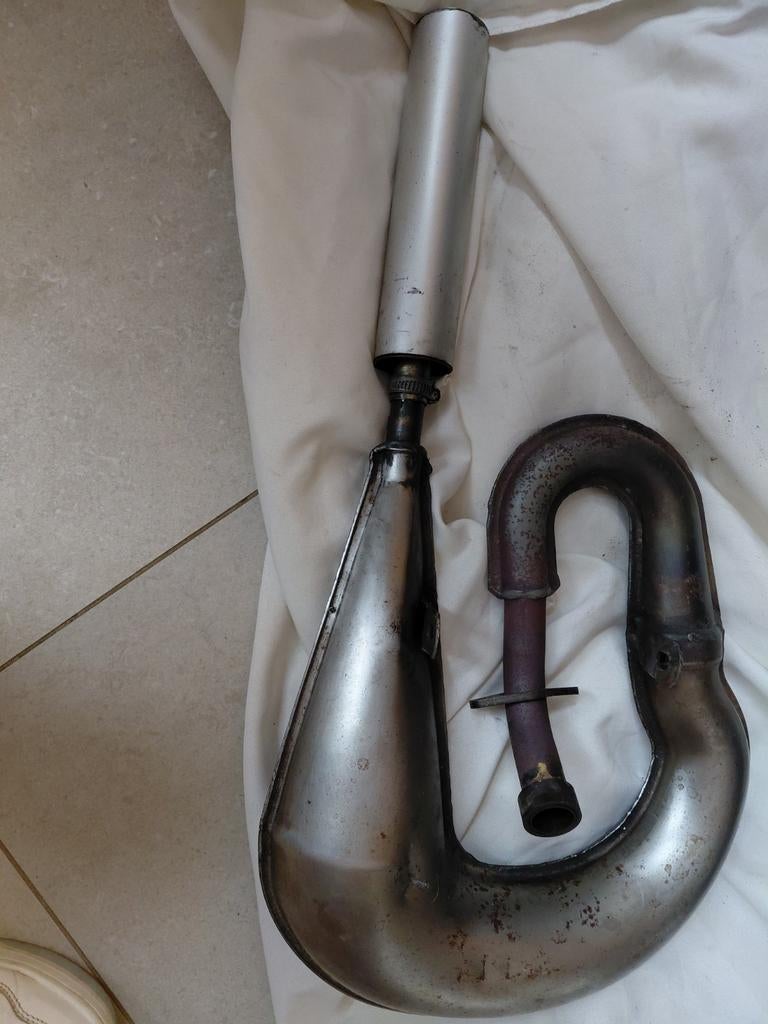 Un pot proma honda camino, Enlèvement
