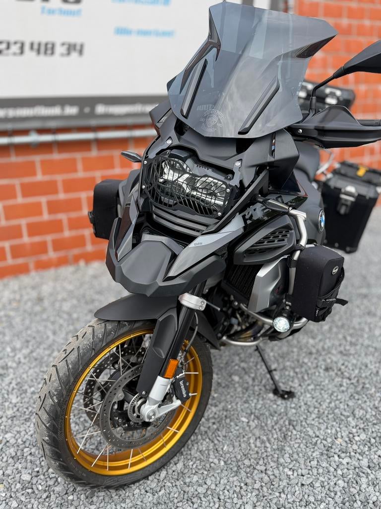 Bmw R1250GSA 2024/Fabrieksgarantie 2029, Handvatverwarming, 2 cilinders, Occasion, 1254 cc