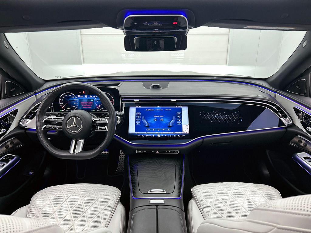 Mercedes-Benz E-Klasse 220 D Berline AMG Line Night Pack | P, Autos, Argent ou Gris, Achat, Entreprise, Entretenue par le concessionnaire