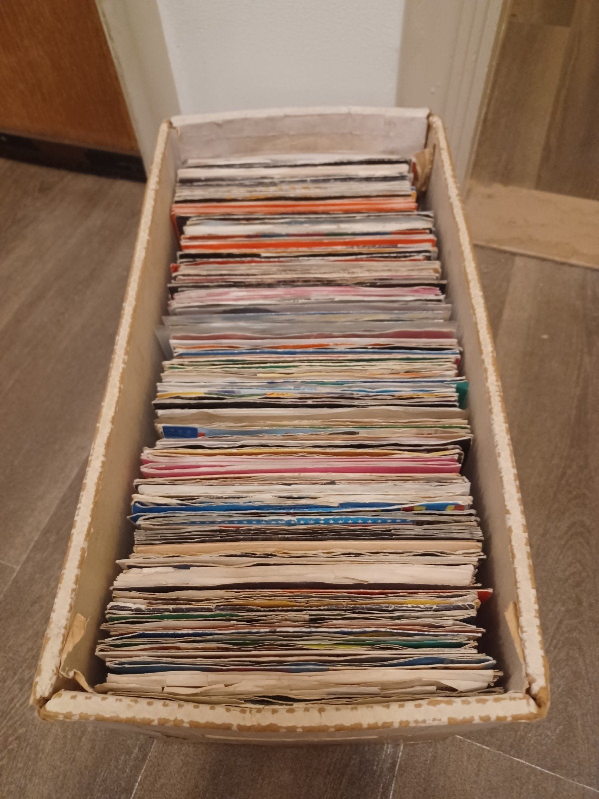 Lot 1  225stuks 7" Singles, Cd's en Dvd's, Ophalen
