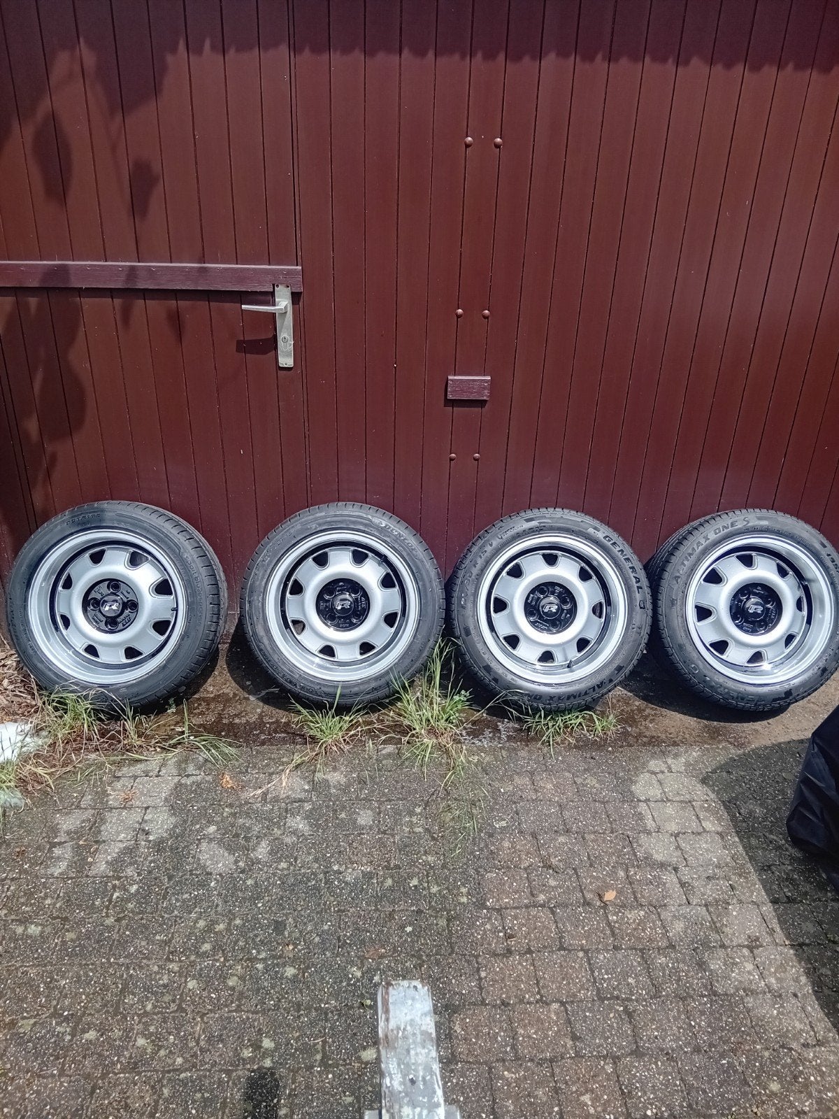 ATS 15" 4x100 alu velgen met banden 195/50R15 82V, Auto-onderdelen, Banden en Velgen, Banden en Velgen, Zomerbanden, 15 inch, 195 mm