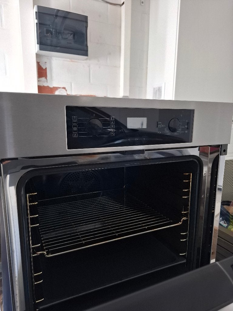 MIELE  INBOUW OVEN, Electroménager, Encastré, Enlèvement, Utilisé, Air chaud