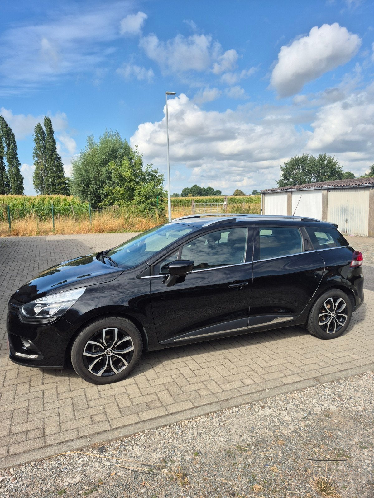 Te koop: Renault Clio Grand Tour

Renault Clio Grand Tour
Bo, Autos, Achat, Boîte manuelle, Noir, 5 portes
