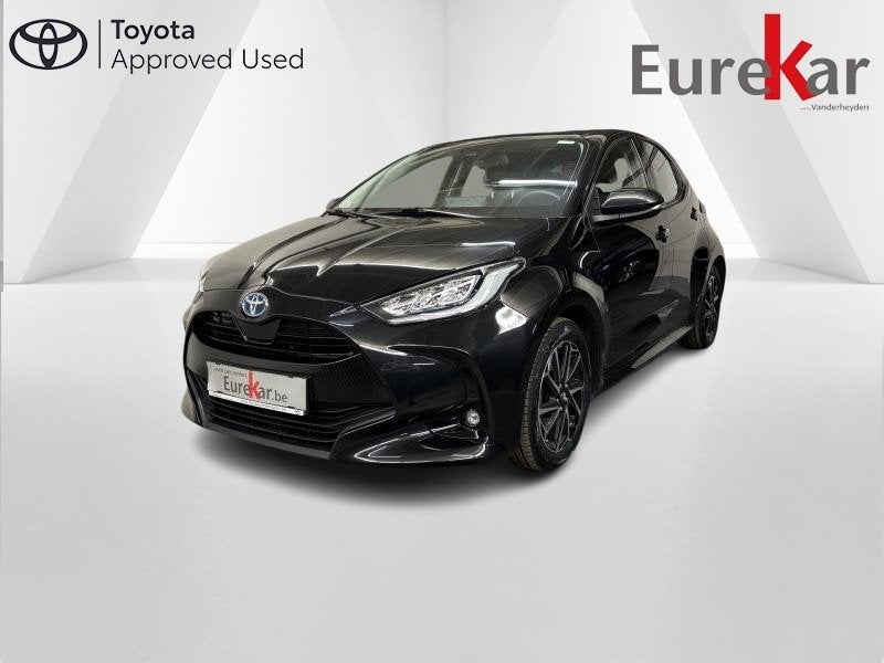 Toyota Yaris 1.5 HYBRID Iconic, Automaat, Zwart, 1490 cc, Emergency brake assist