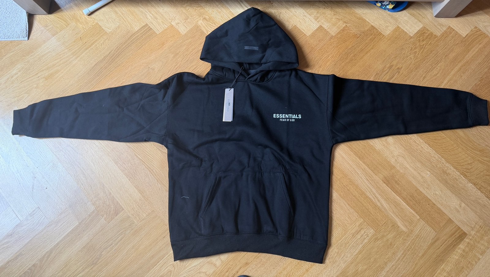 Essentials hoodie maat small, Vêtements | Hommes, Packs de vêtements pour hommes, Enlèvement ou Envoi, Comme neuf