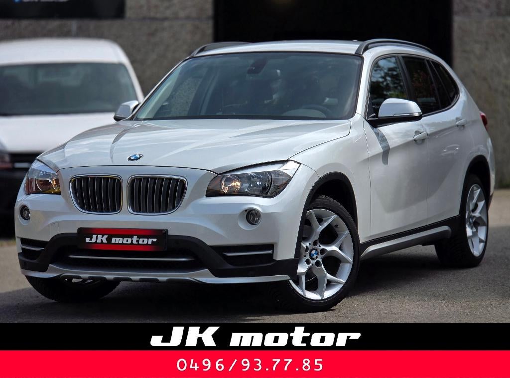 BMW X1  Boite auto  Essence 136ch - 11/2014 - 117.000km, 1995 cc, Wit, Leder, Bedrijf
