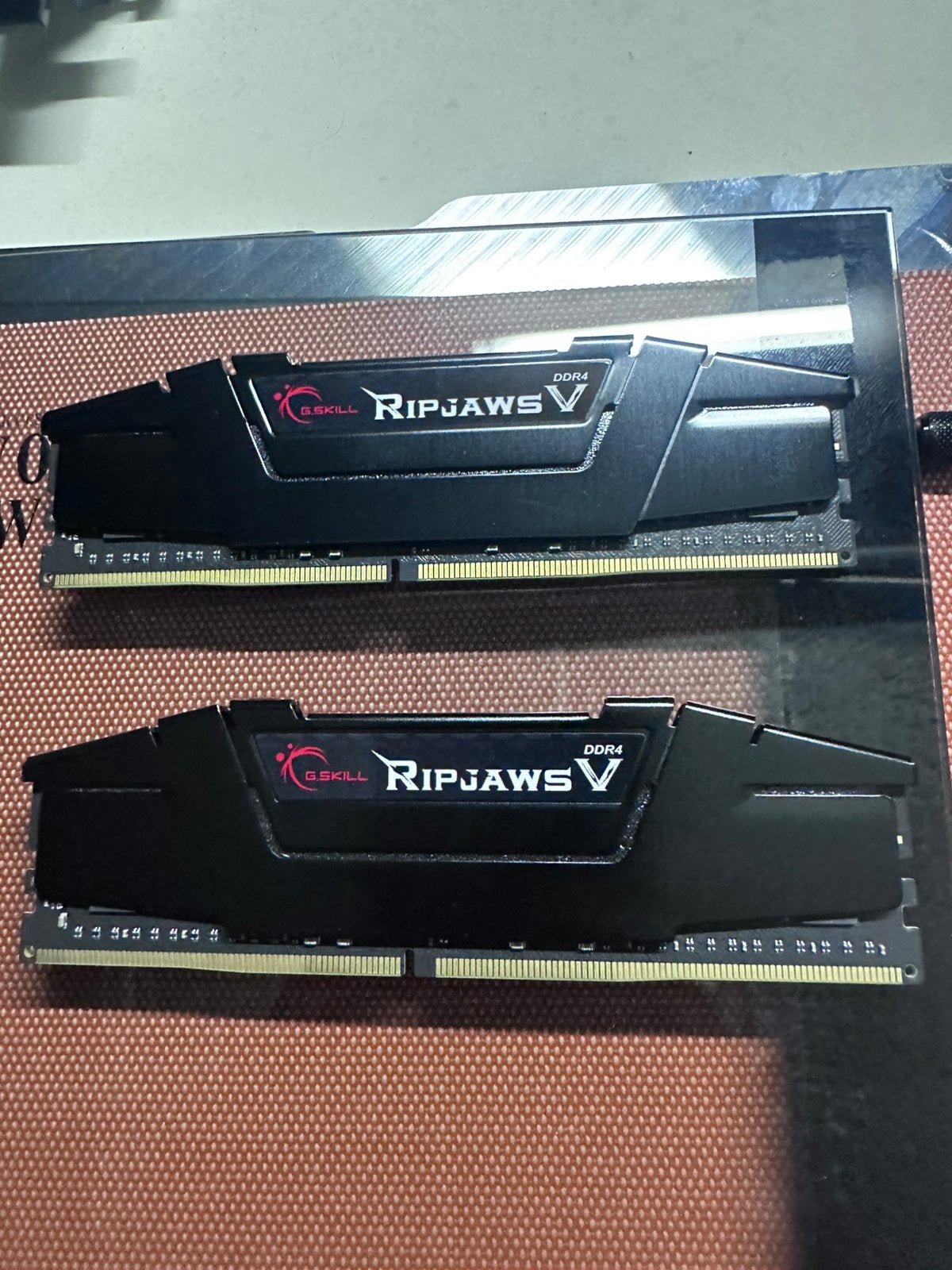 G.Skill Ripjaws V F4-3200C16D-32GVK, Ophalen of Verzenden, Zo goed als nieuw