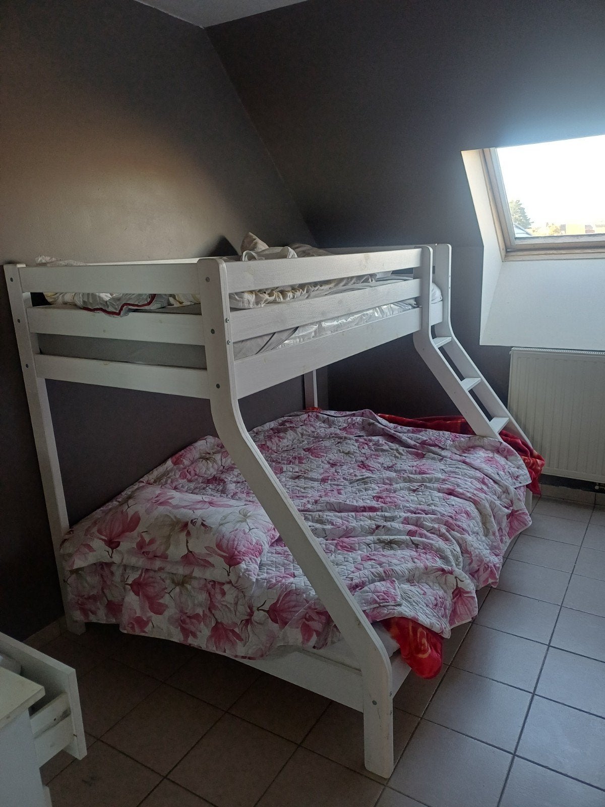 stapelbed met matras, Enlèvement