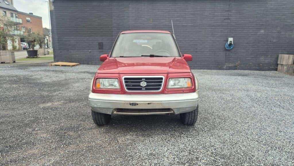 Suzuki Vitara Old timer /144000 essence/ papier rose, Autos, Suzuki, Achat, Entreprise, Essence, Vitara