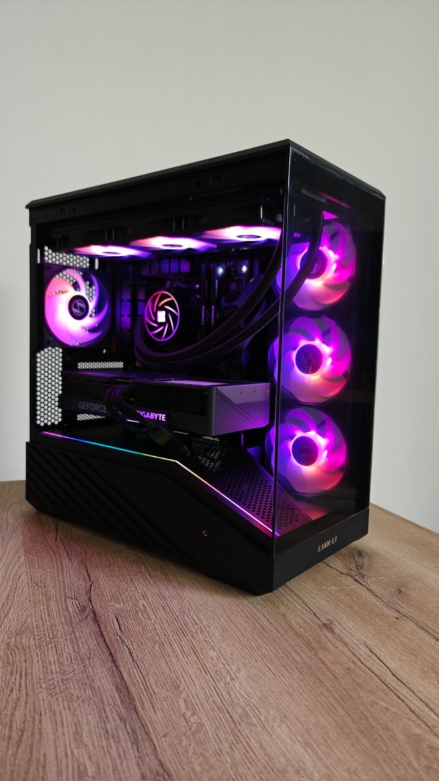 Custom Gaming PC - 7800X3D + RTX 4070 Ti + 32GB DDR5, 1.5TB, Custom Gaming Pc, 32 GB, Comme neuf