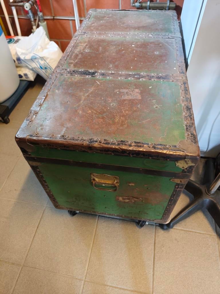 Caisse métallique