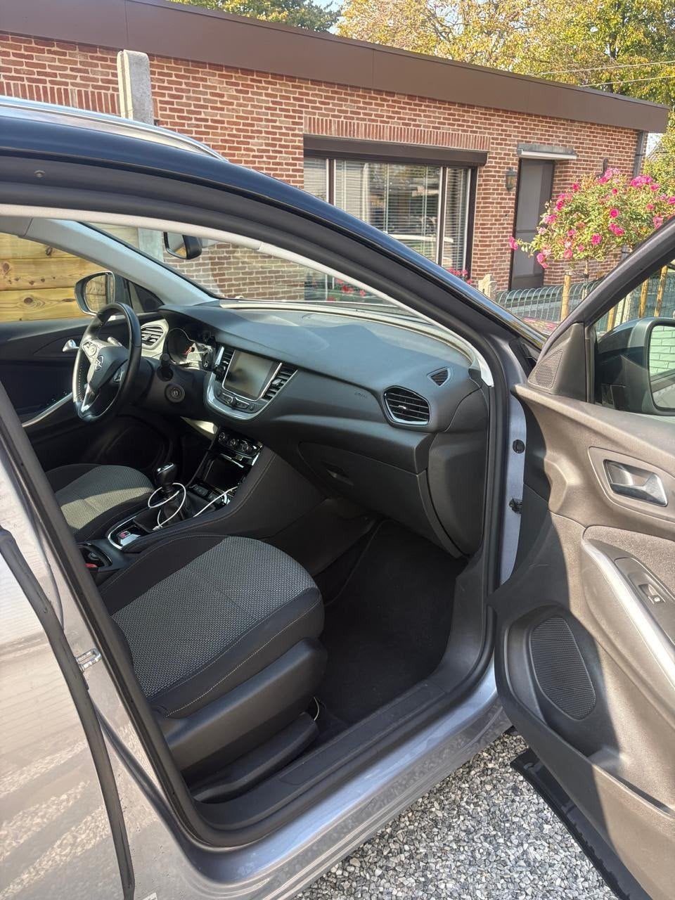 Opel Grandland X 1.2 Essence
150 000
12/2018, Autos, Particulier, Achat, Grandland
