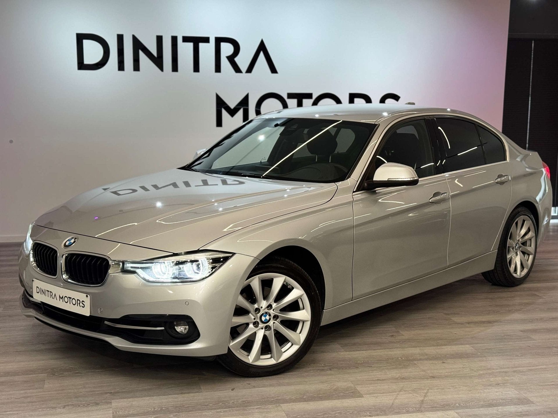 BMW 318 Sport - Carplay/Cruise/LED/Memoryztl/*Topstaat, Auto's, BMW, Gebruikt, 136 pk, Bedrijf, Berline