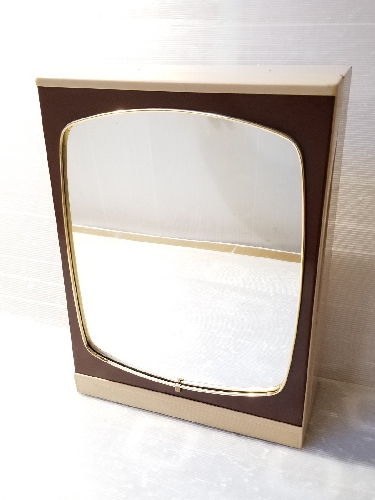 Meuble de salle de bain avec miroir doré 60, Enlèvement