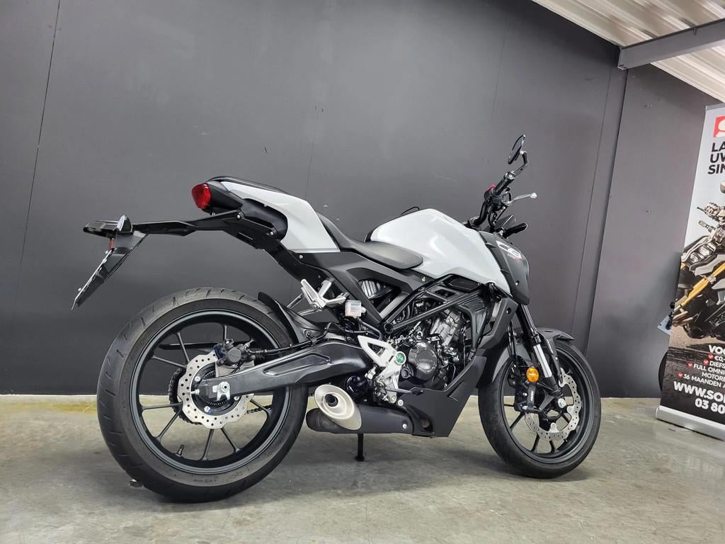 Honda CB 125 R Premium 125, Motos, Motos | Honda, Entreprise, Autre, 125 cm³, Jusqu'à 11 kW