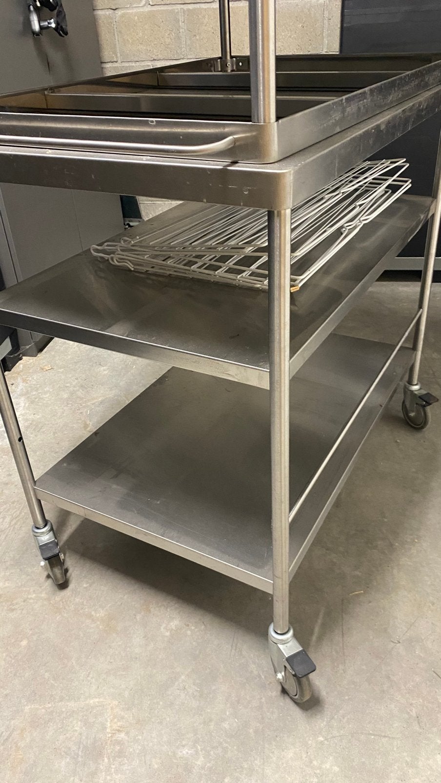 Inox tafel met wielen, Ophalen, Gebruikt, Meubilair