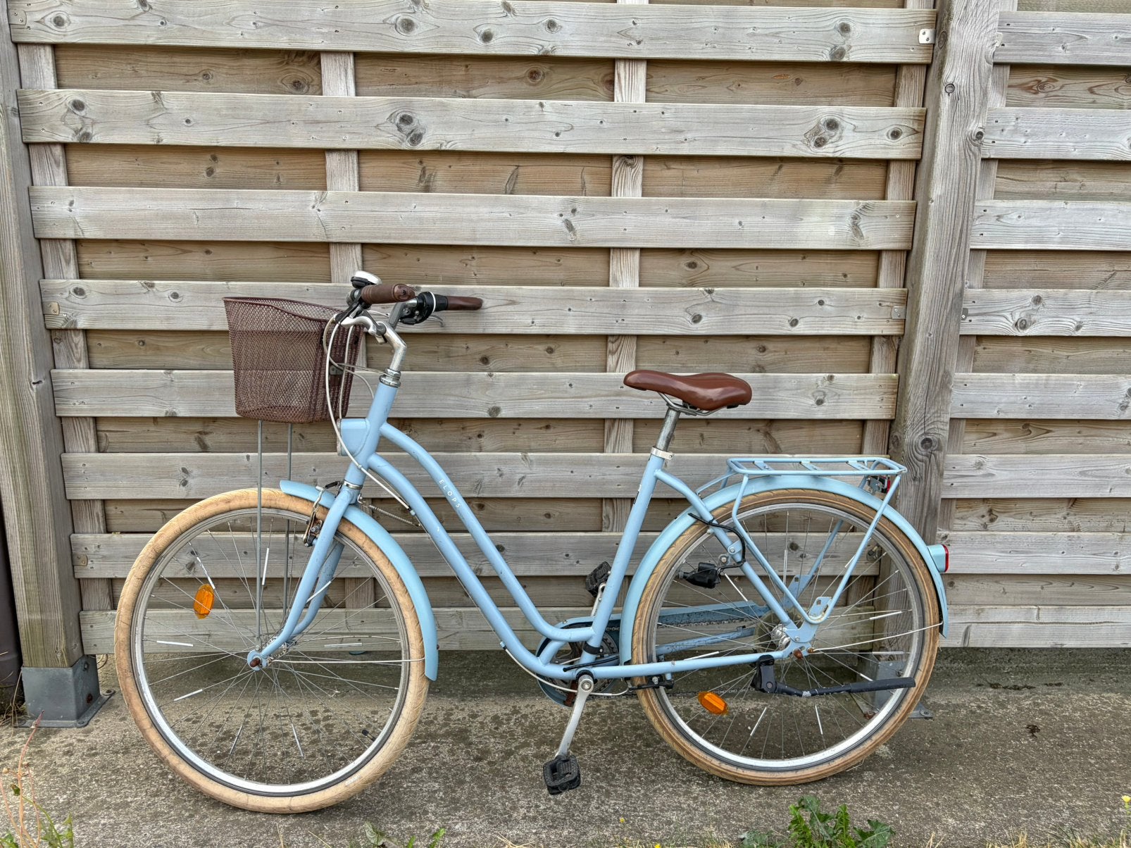 Meisjes/ dames fiets, Fietsen en Brommers, Ophalen, Gebruikt, Overige merken, Mandje