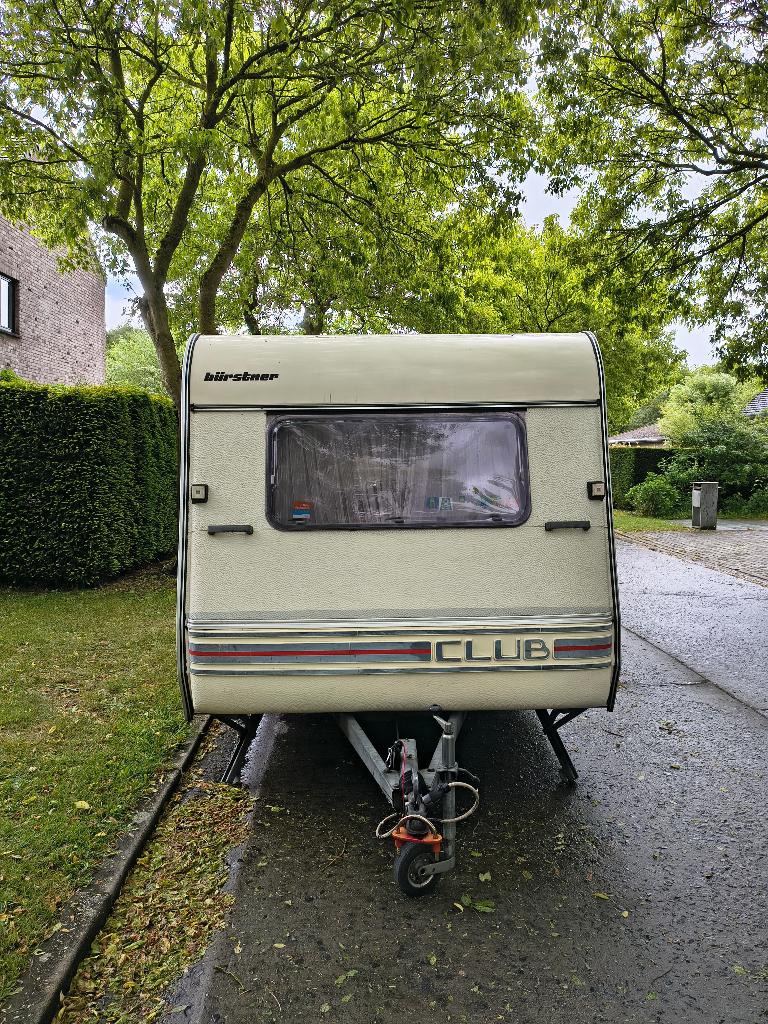 Caravane (ancienne), 4 à 5 mètres, Poêle, 750 - 1000 kg, Particulier