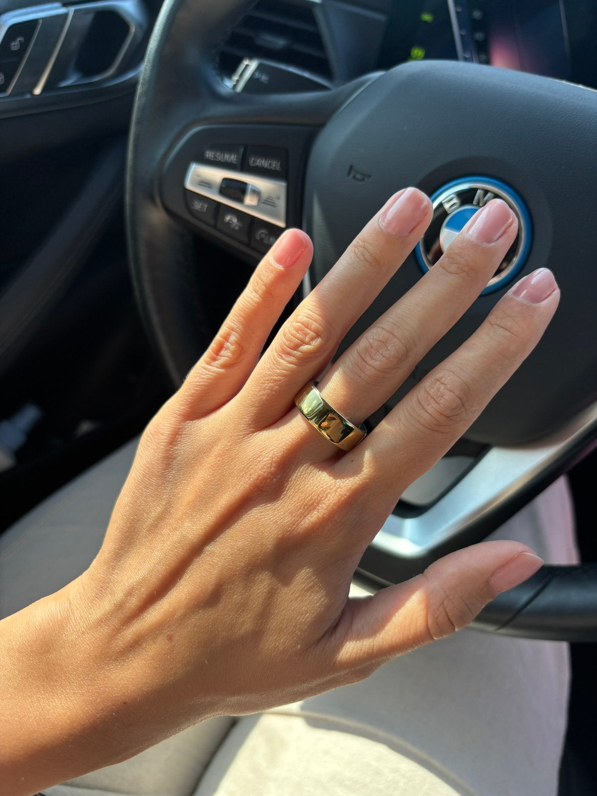 Bague Oura 4 - Dorée - Taille 8, Bijoux, Sacs & Beauté, Trackers d'activité, Comme neuf, Enlèvement