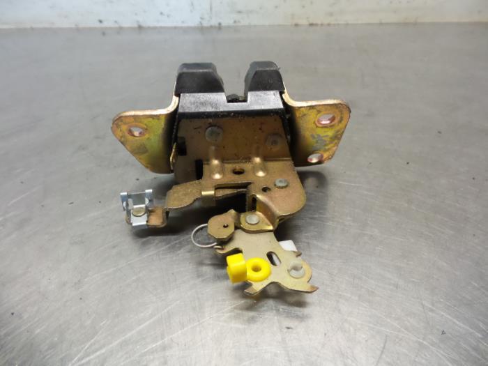 Mécanique de verrouillage hayon d'un Mitsubishi Space Star, -, Utilisé, Mitsubishi, -