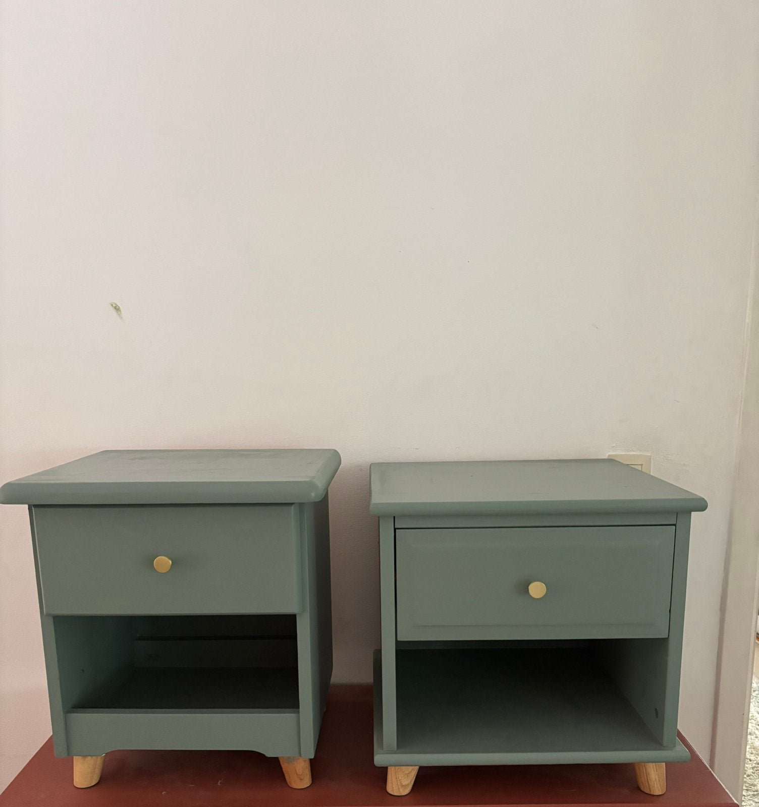 Tables de chevet, Ophalen, Zo goed als nieuw, Hout