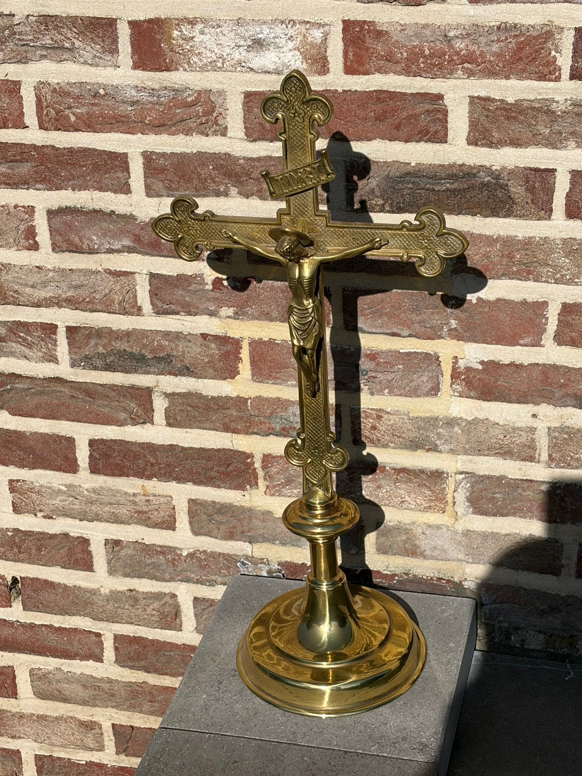 Antiek bronzen kruisbeeld 57 cm hoog, Ophalen, Zo goed als nieuw