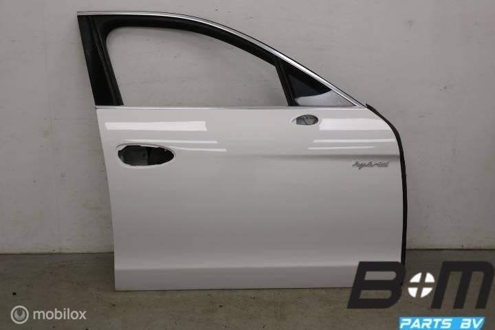 Portier rechtsvoor Porsche Panamera LB9A 97053101202, Utilisé