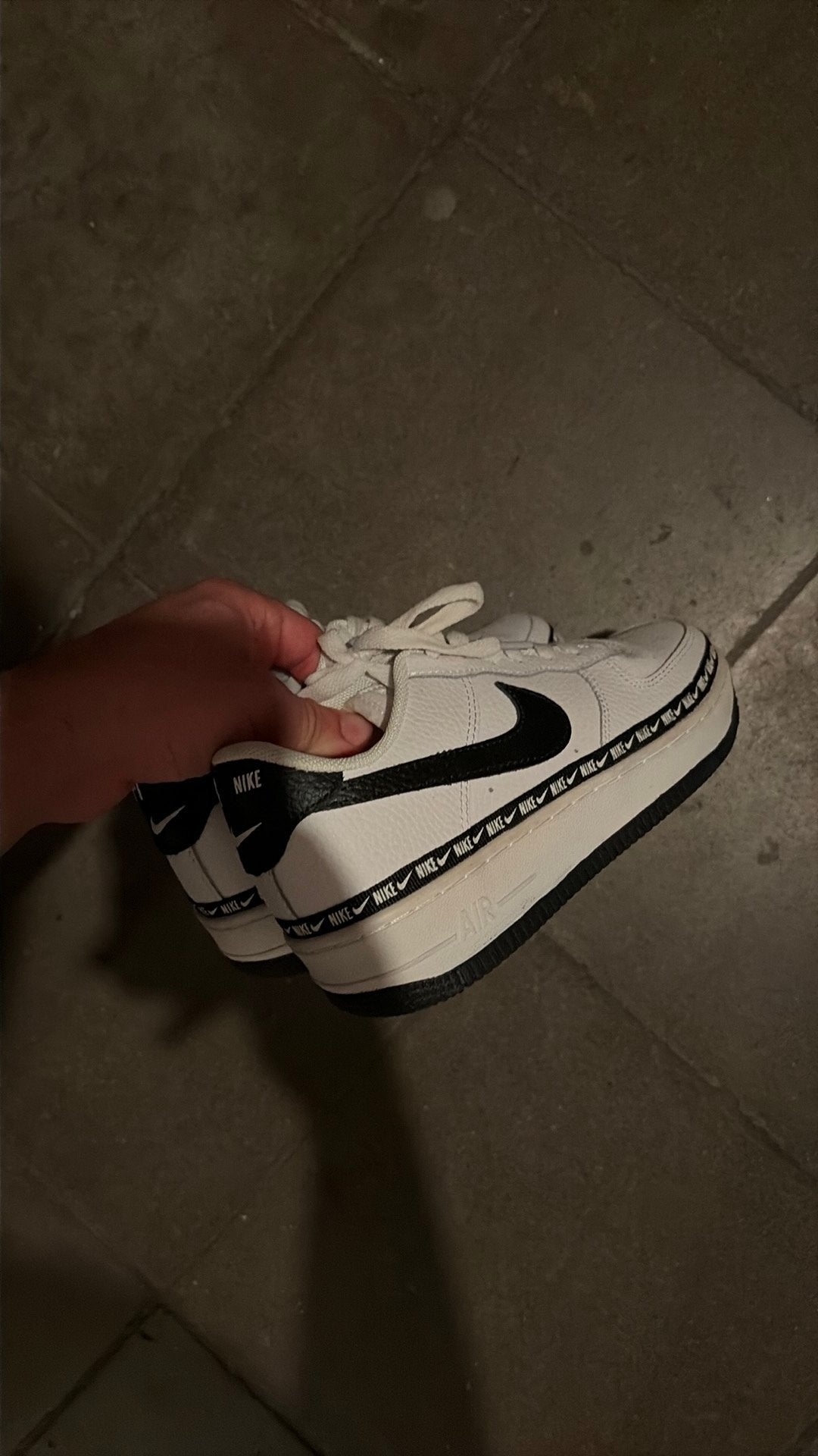 Nike schoenen unisex, Wit, Ophalen of Verzenden, Zo goed als nieuw, Sneakers