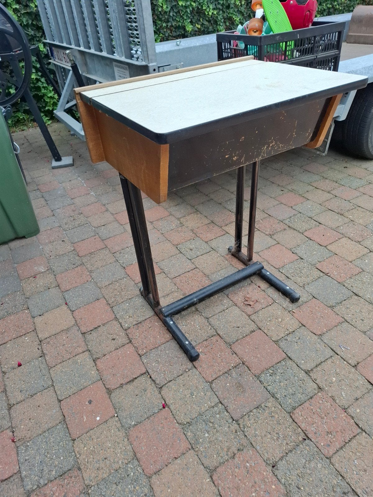 oude lessenaar, Ophalen, Gebruikt