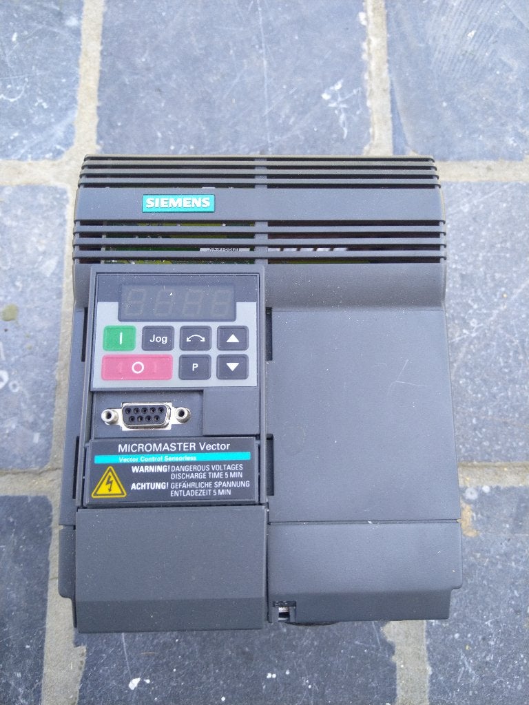 Motorsturing siemens /frequentieregelaar /toerental regelaar, Ophalen, Gebruikt