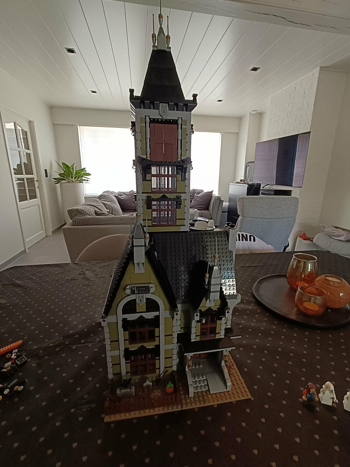 Lego Haunted House 10273, Ophalen, Lego