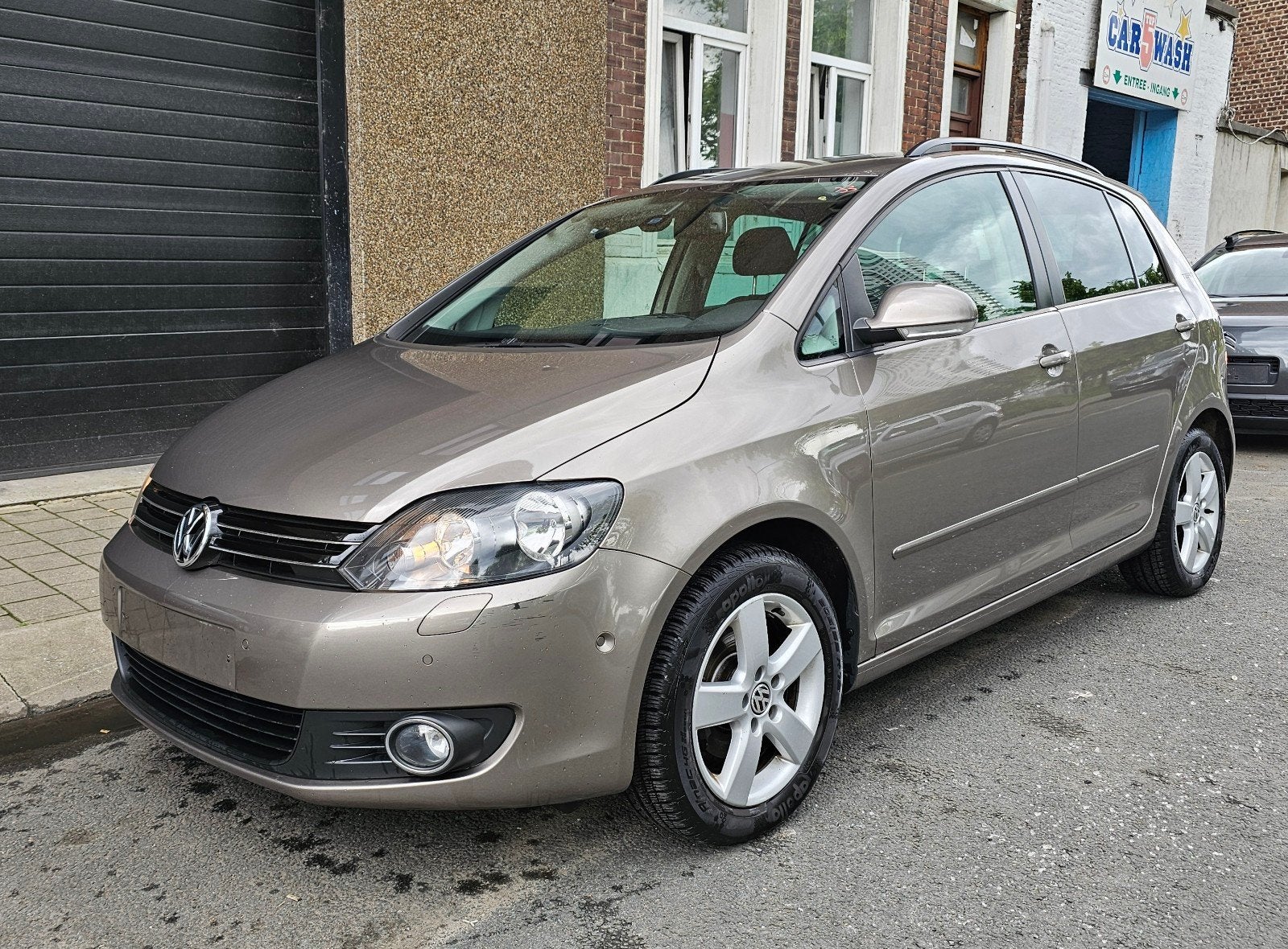 VW golf 6 plus automaat!, Auto's, Volkswagen, Particulier, Golf, Isofix, Zetelverwarming, Benzine, Euro 5, Automaat, Ophalen