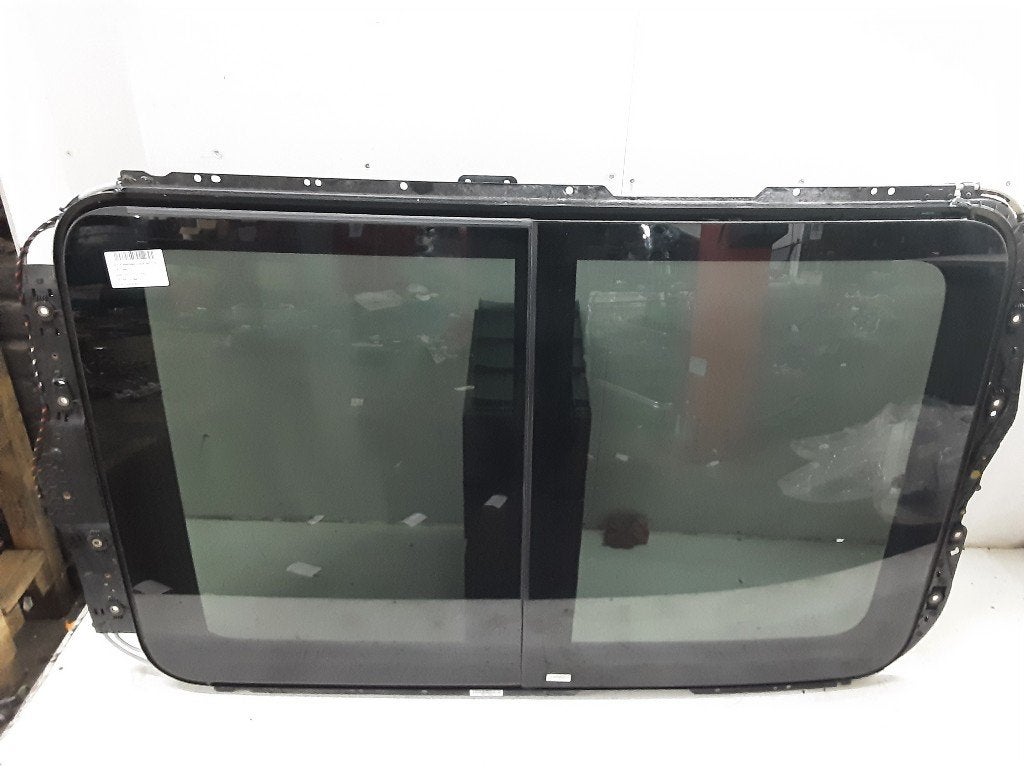 TOIT OUVRANT Volkswagen Sharan (7N) (7N0877041B), Volkswagen, Mevr. I. Hauben, Utilisé, Rue de l'Espoir 34 34
4030  GRIVEGNÉE, BE