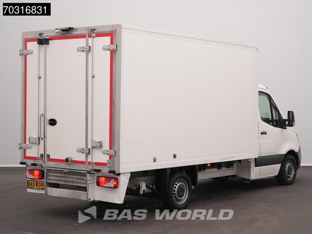 Mercedes Sprinter 314 CDI Automaat Koelwagen Thermo King V-2, Auto's, Bestelwagens en Lichte vracht, Automaat, Stof, Gebruikt