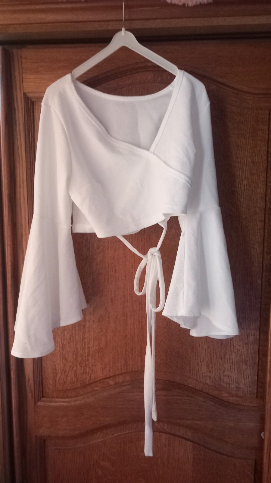 crop blouse, wit , maat L, Kleding | Dames, Topjes, Wit, Maat 42/44 (L), Ophalen of Verzenden, Zo goed als nieuw
