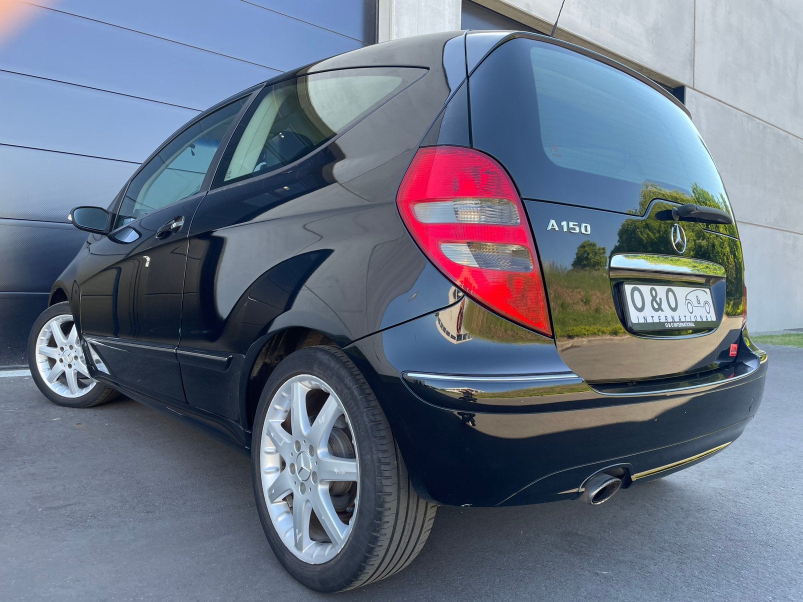 Mercedes A150 AvantGarde/Benzine/Airco/HalfLeder, Auto's, Mercedes-Benz, 1498 cc, USB, Leder en Stof, Bedrijf