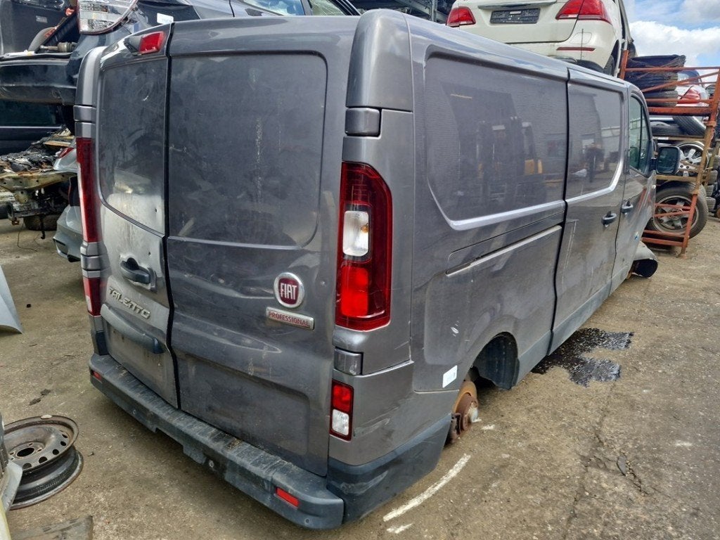 AMORTISSEUR ARRIÈRE DROIT Fiat Talento (01-2016/-), FCA Germany GmbH, IPC D1-09 Bahnhofsplatz
65423  Rüsselsheim am Main, DE, Utilisé