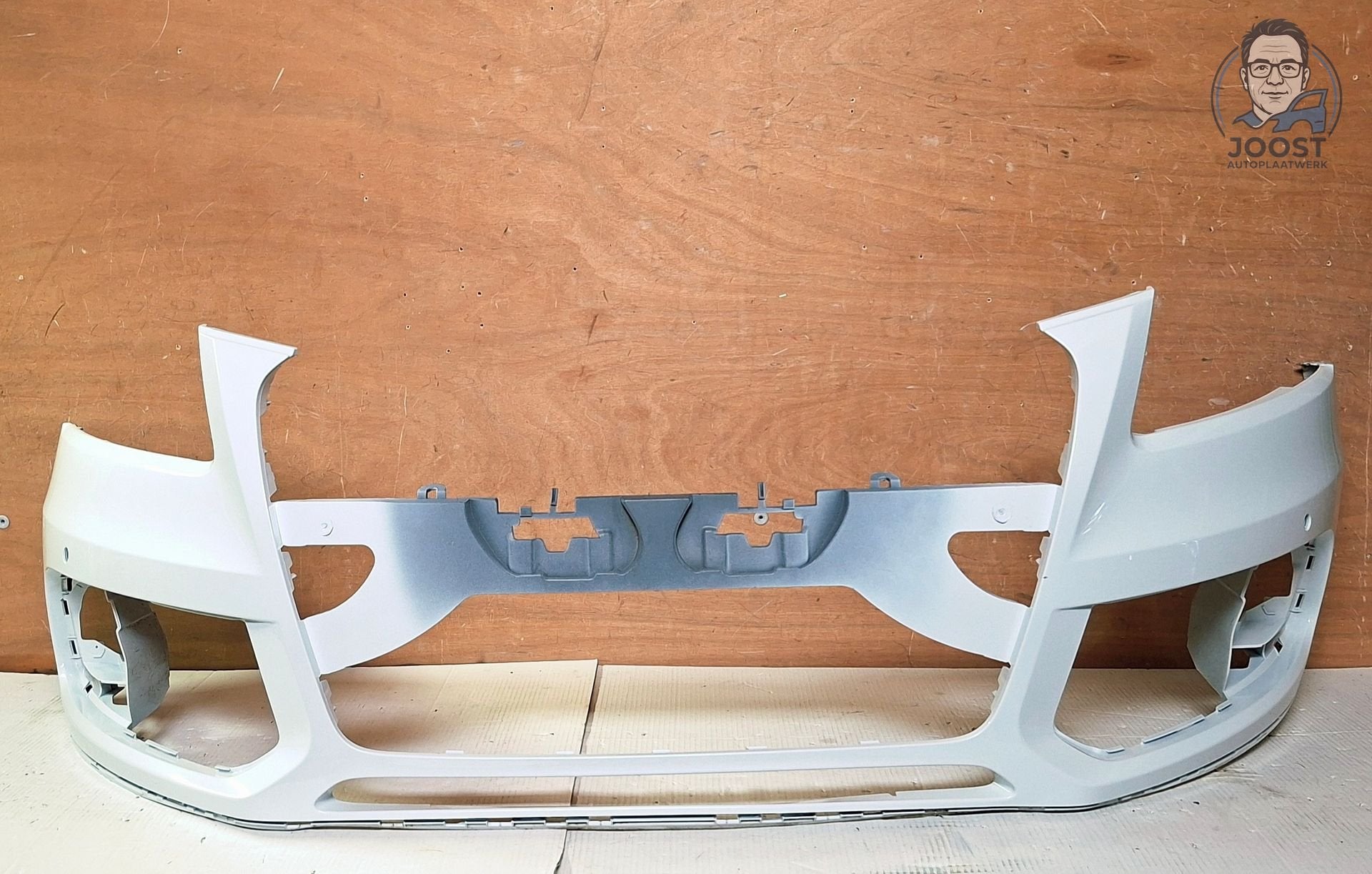 Voorbumper orgineel Audi Q5 8R FL 2013-2016 2PDC 8R0807437AH, Voor, Herkomst onderdeel bekend, -imprint@audi.de, -Auto-Union-Strasse 1, 75057 Ingolstadt, Duitsland