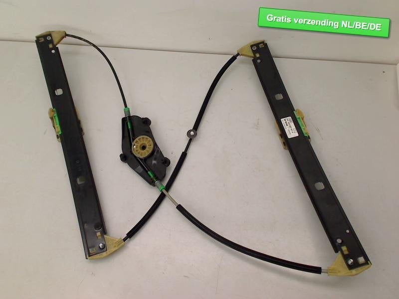 MECANISME DE VITRE ELECTRIQUE AVANT GAUCHE Audi A4 (B8), Auto-Union-Straße  1,
85057  Ingolstadt, DE, Gauche, Info@audi.de, Audi