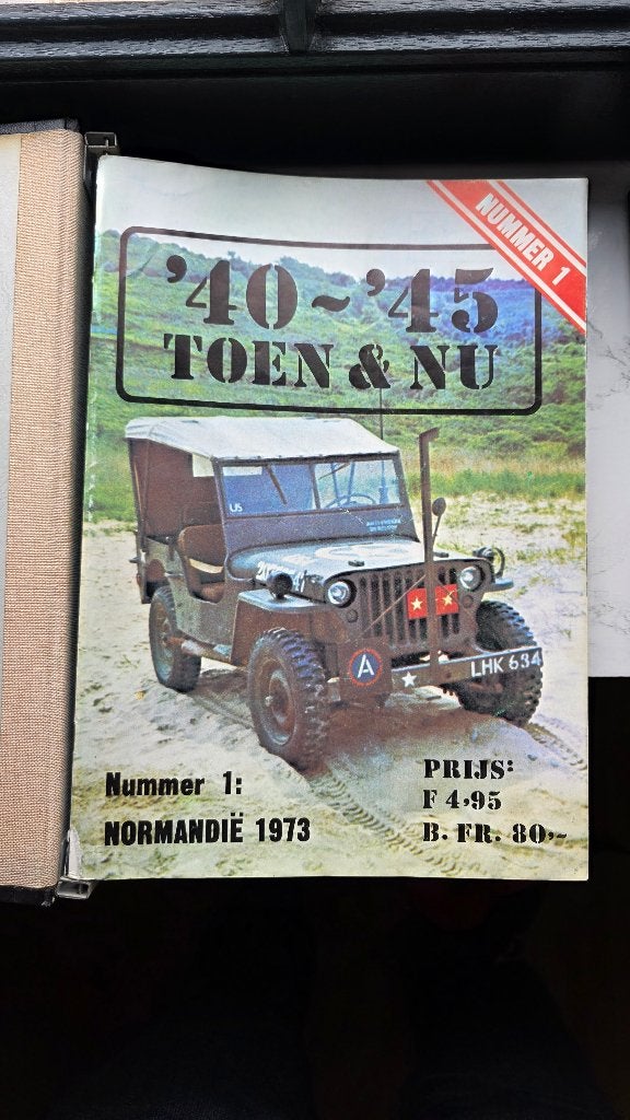 '40 ~ `45 Toen & Nu, Livres, Journaux & Revues, Enlèvement, Comme neuf, Autres types