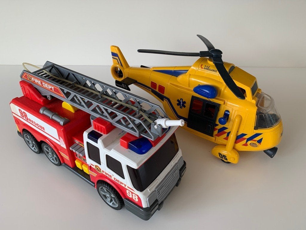 Speelgoed brandweerwagen en helicopter, Verzamelen, Ophalen, Gebruikt