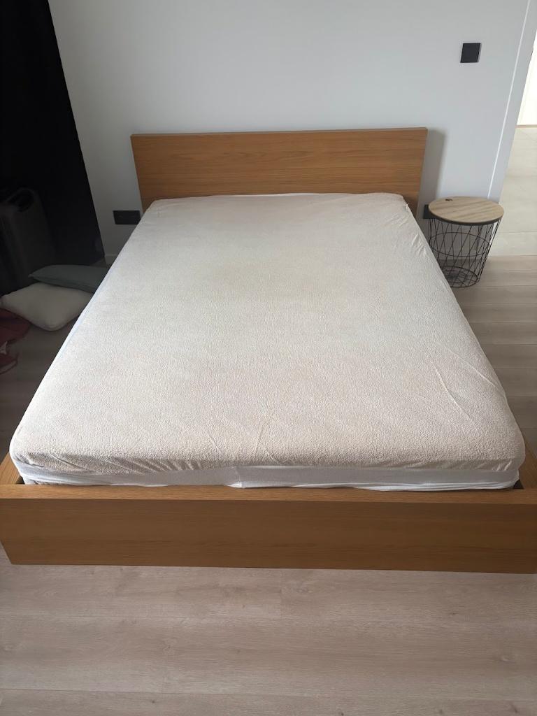 Ikea MALM 140x200 + Ikea SULTAN matras, Maison & Meubles, Chambre à coucher | Lits, Utilisé, Queen size, 140 cm, 200 cm, Bois